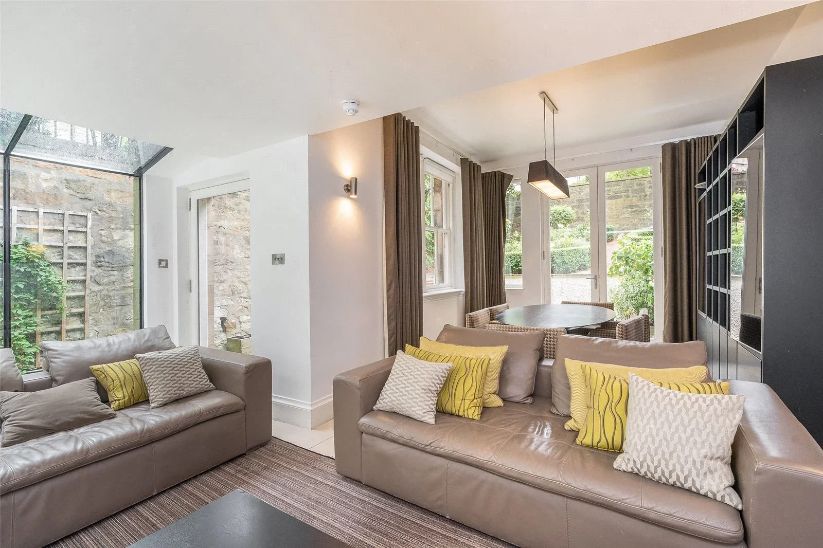 Flat Rothesay Place in City of Edinburgh