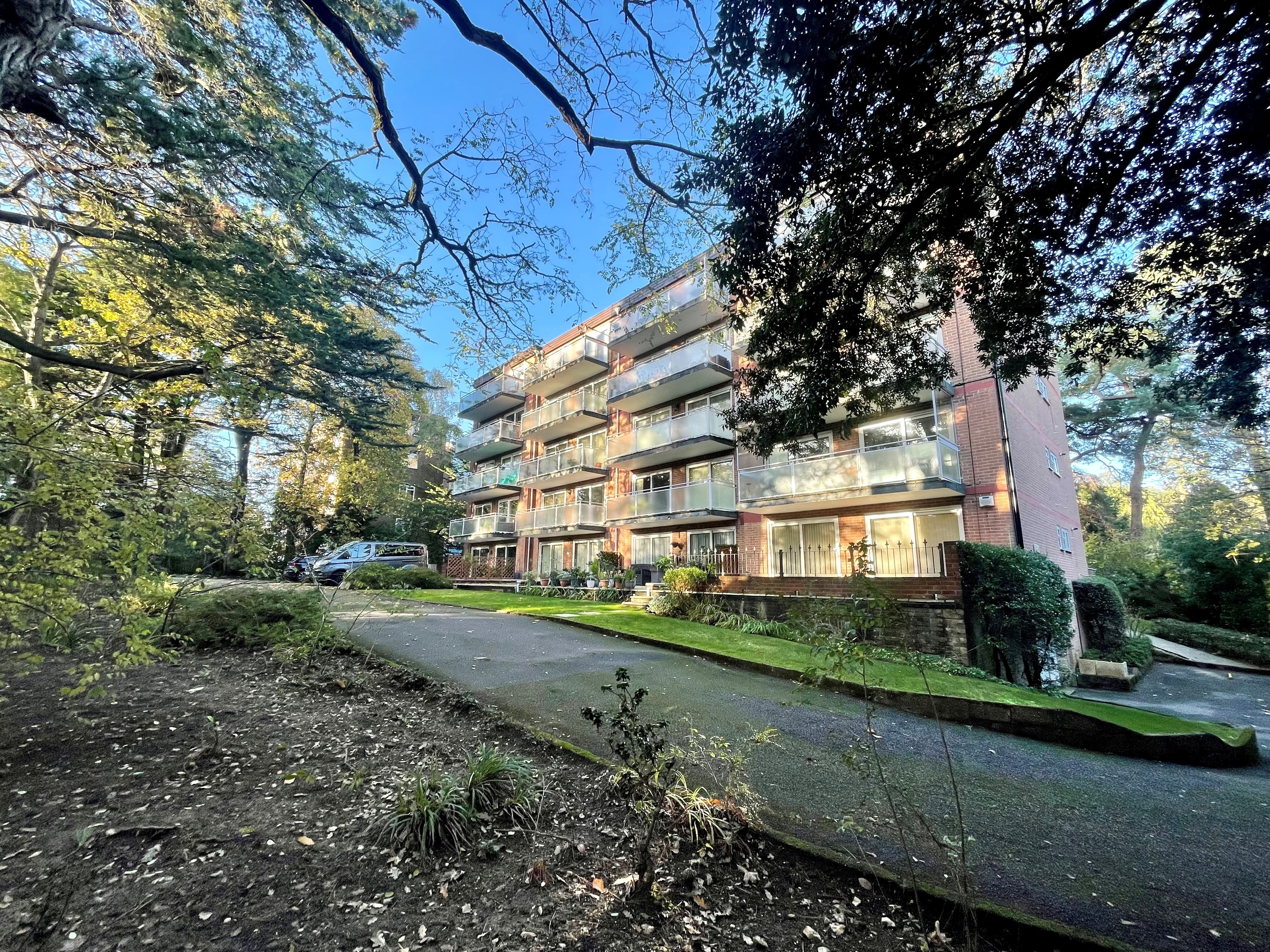 Flat Surrey Road in Bournemouth