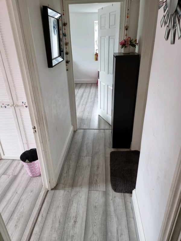Flat Northfield Road in Greater London