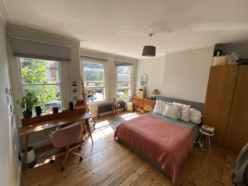 Room Cornwallis Road in Greater London
