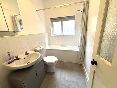 Flat Elm Grove in Portsmouth