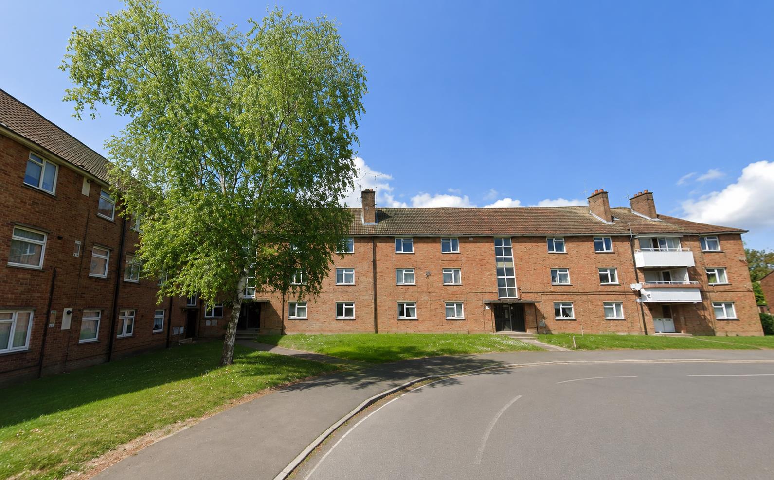Flat Woodhall Road in Chelmsford