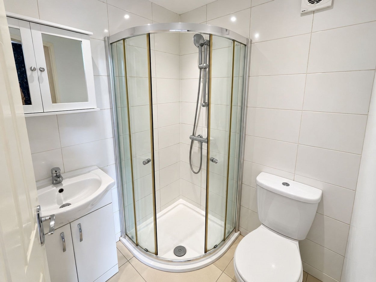 Flat Redland Road in Bristol