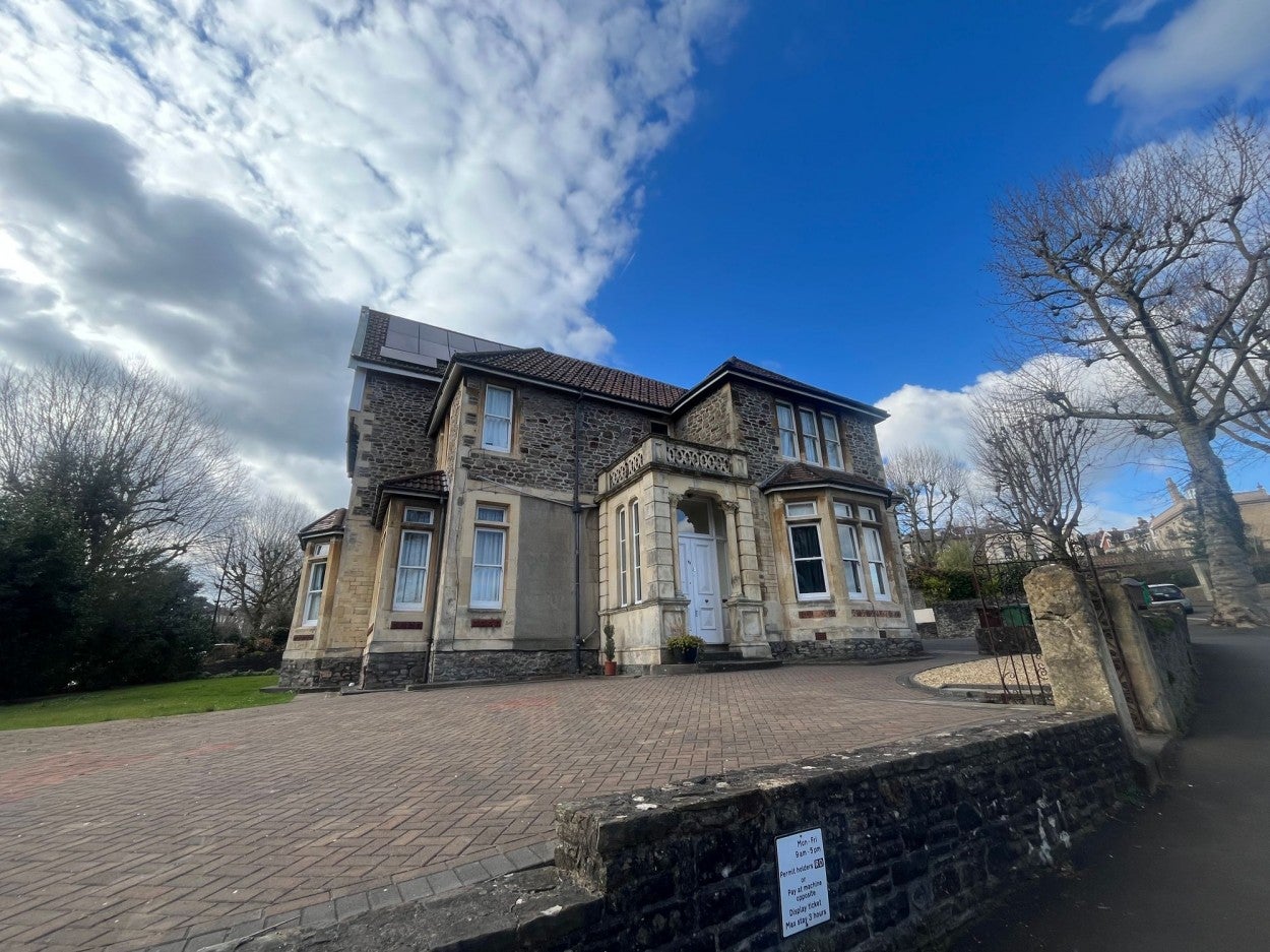 Flat Redland Road in Bristol