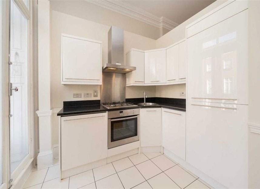 Flat Gloucester Place in City of Westminster