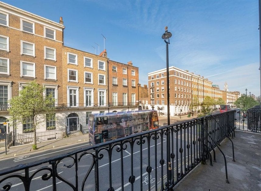 Flat Gloucester Place in City of Westminster