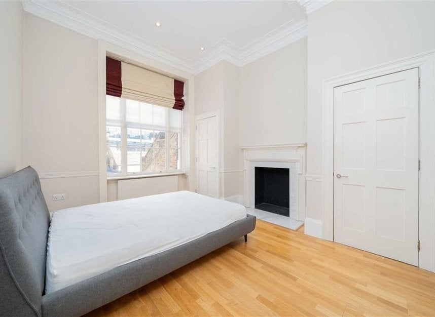 Flat Gloucester Place in City of Westminster