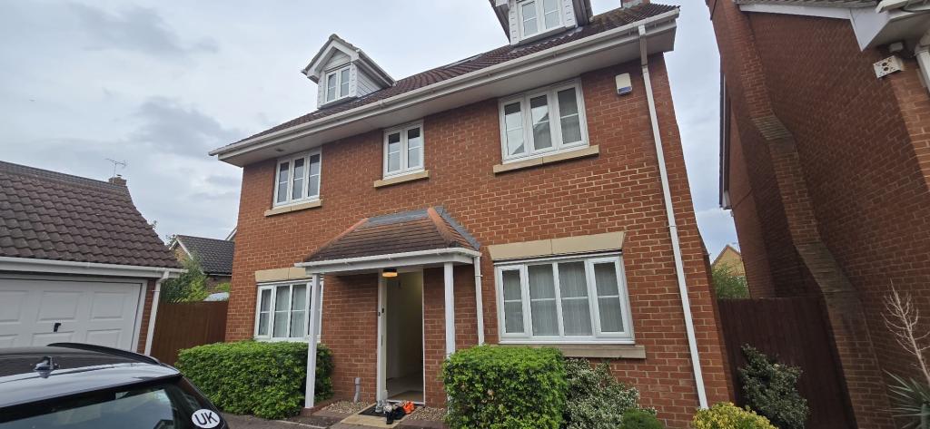 House Dove Close in Grays