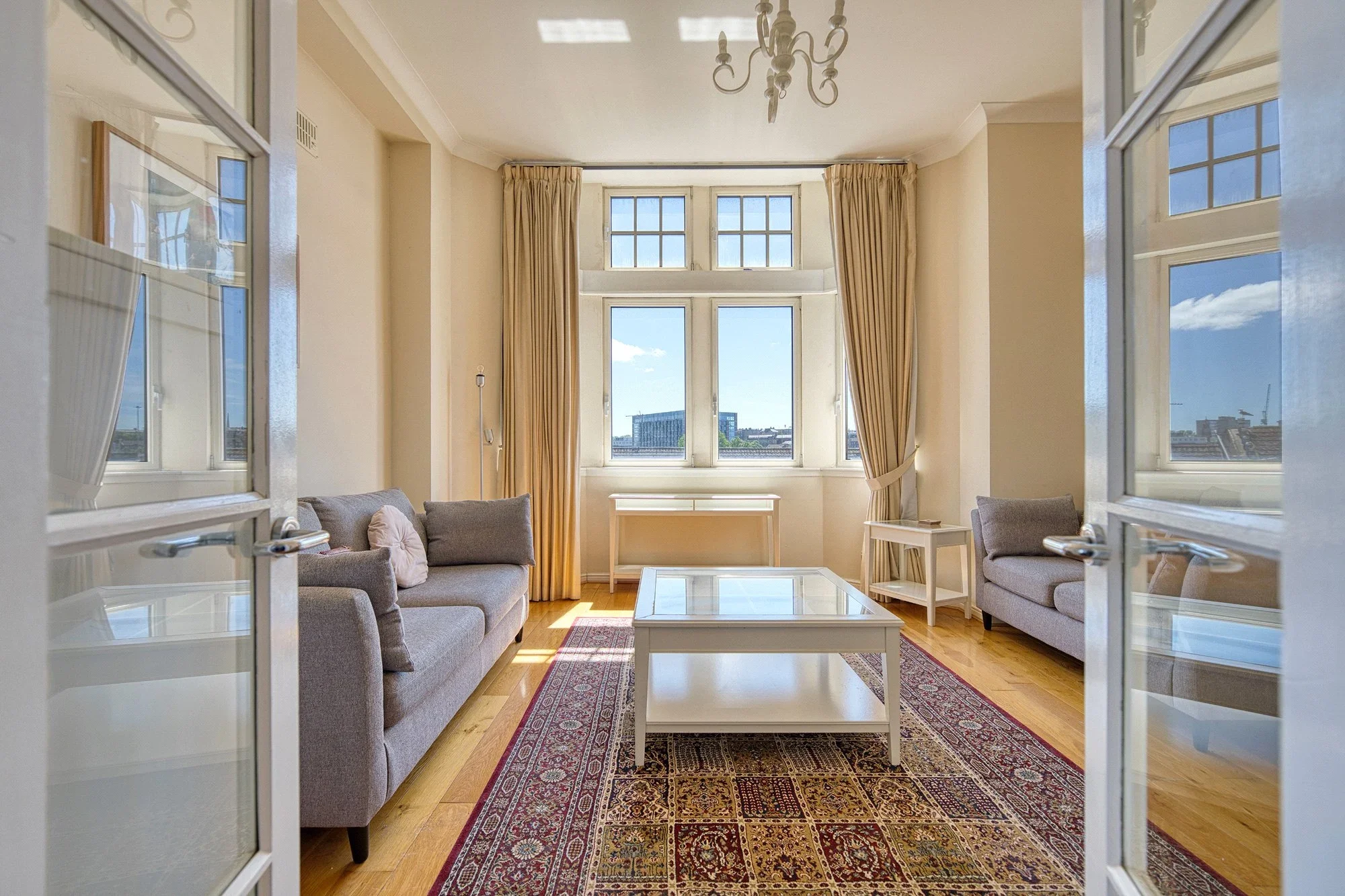 Flat Clarendon Street in Glasgow