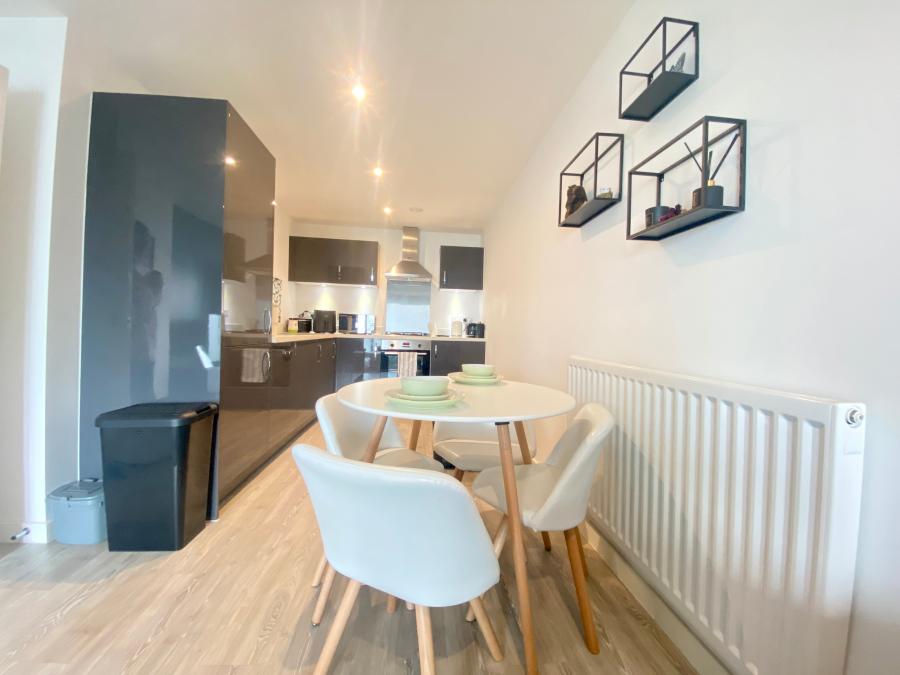 Flat Talbot Road in Trafford