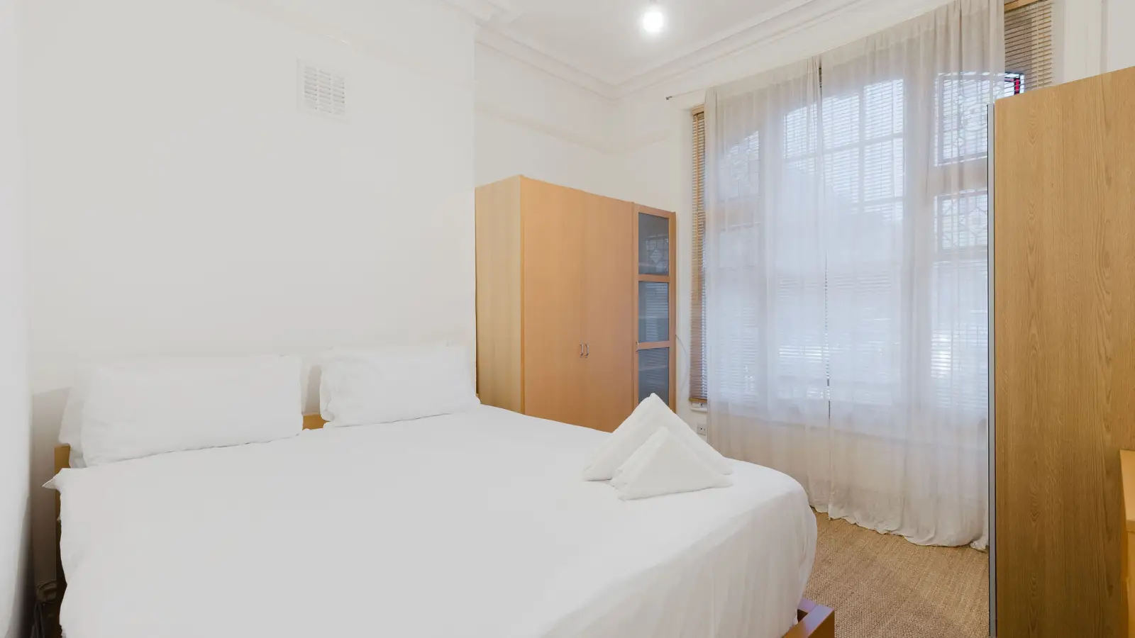 Flat Palliser Road in Greater London