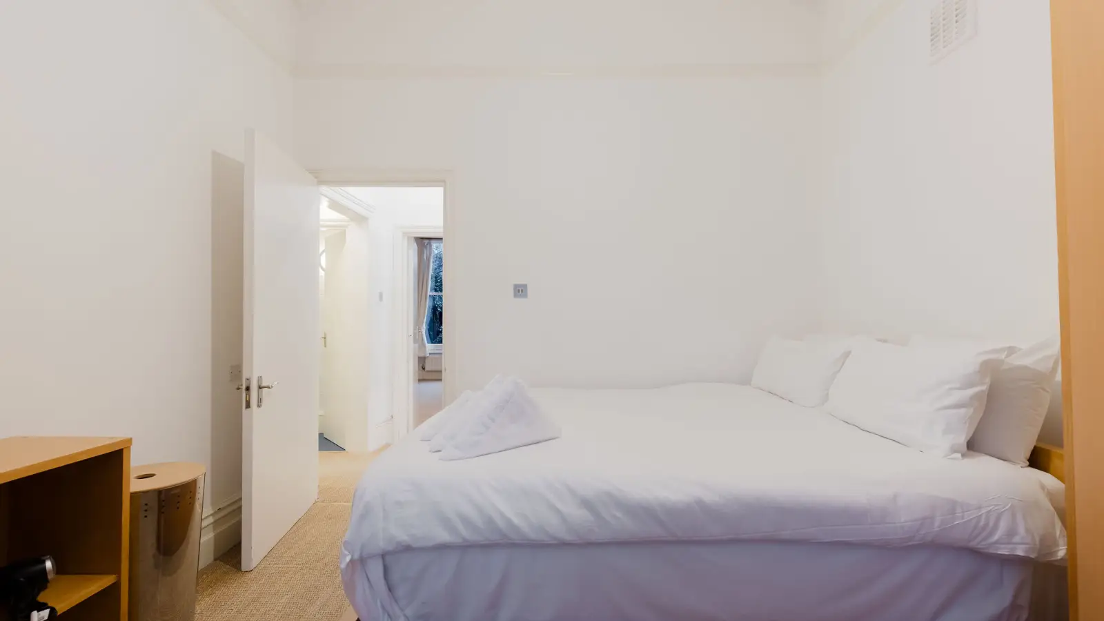 Flat Palliser Road in Greater London