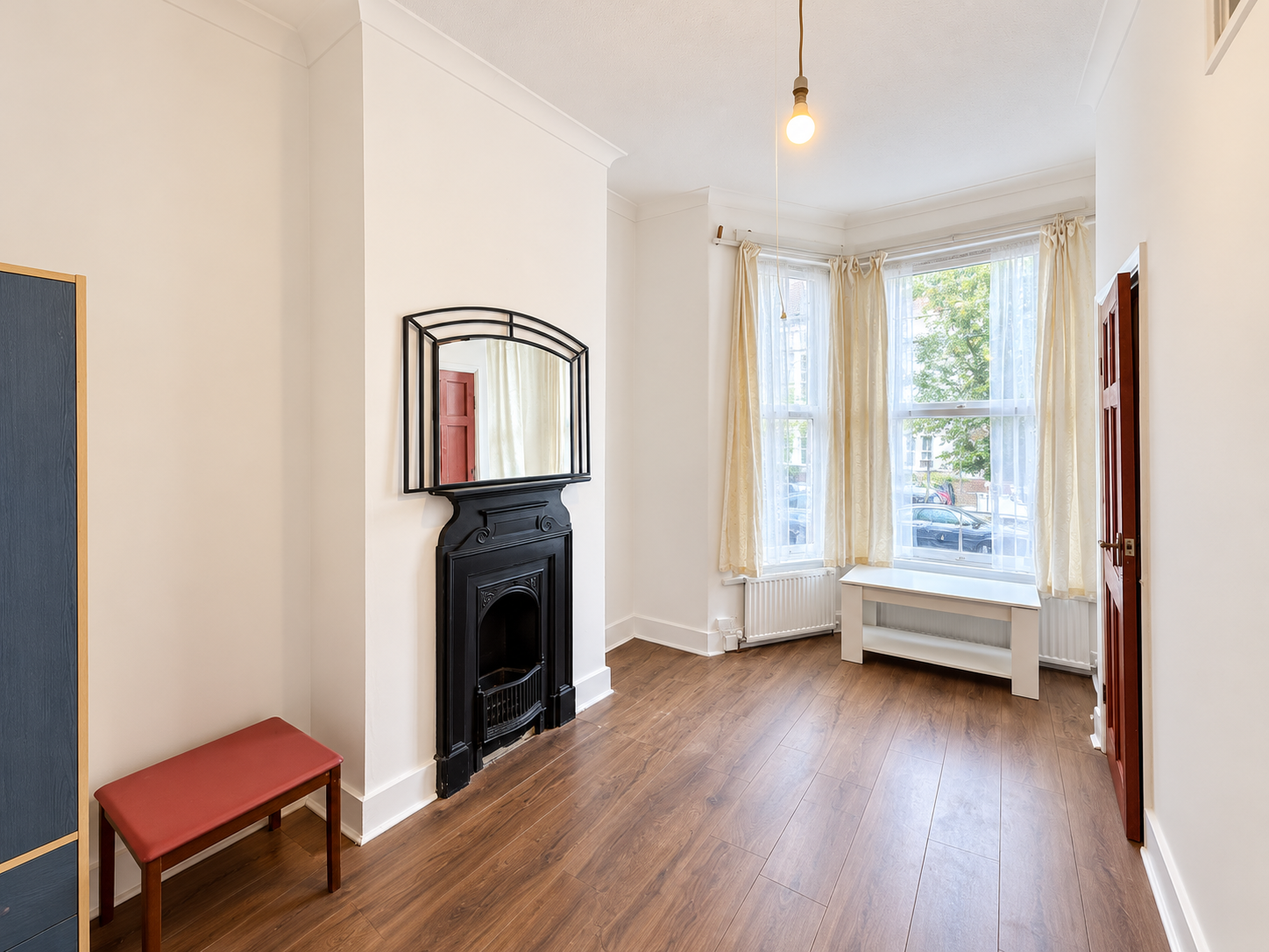 Flat Kensington Gardens in Greater London