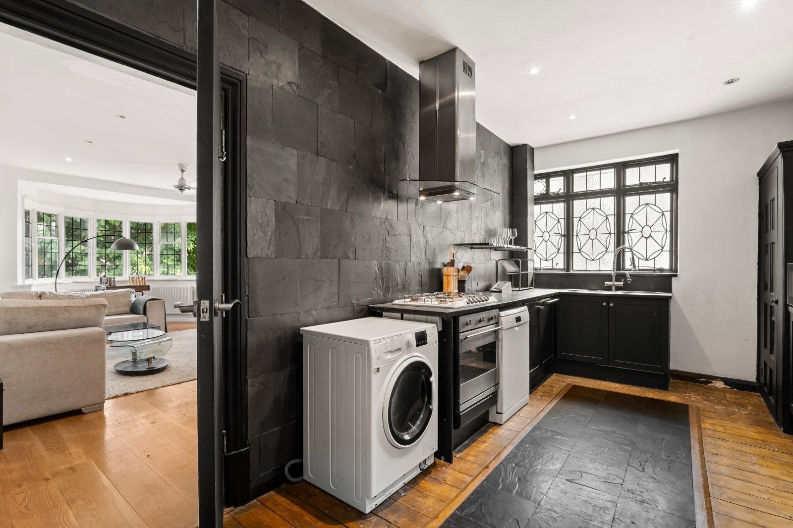 Flat Aylestone Avenue in Greater London