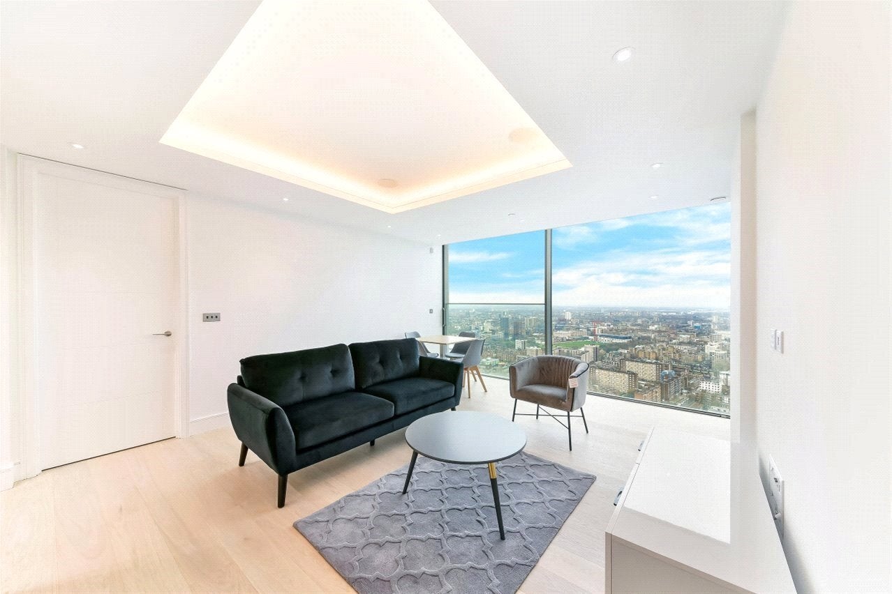 Flat Dingley Road in Greater London