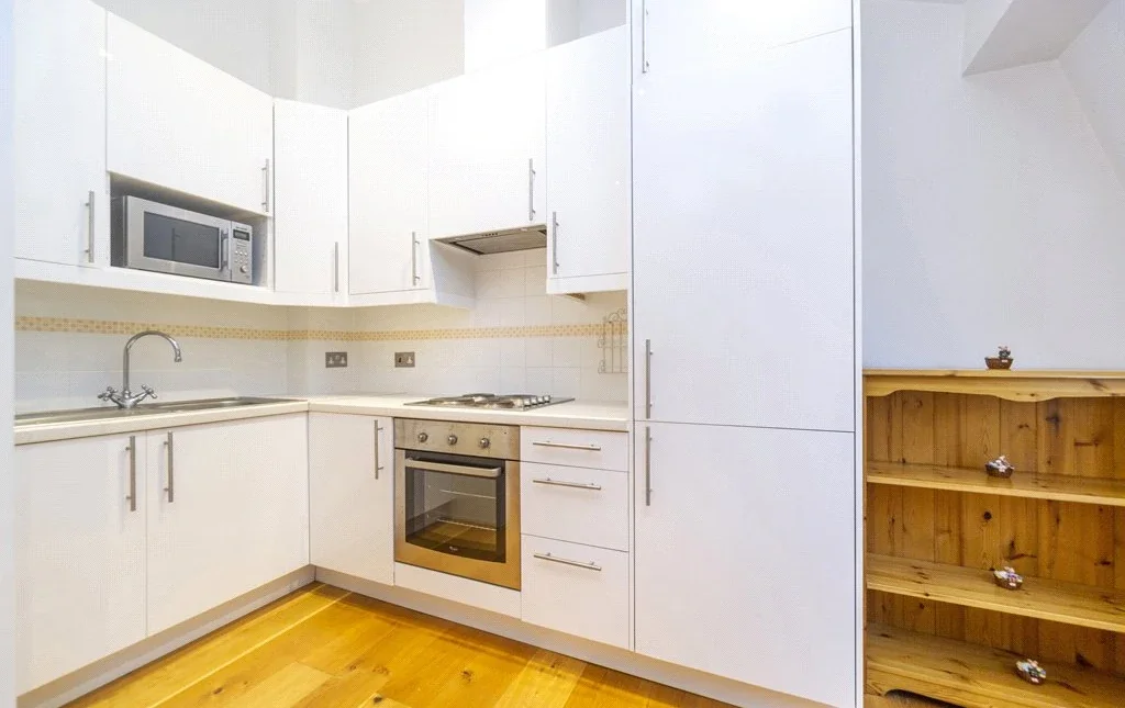 Flat Great Titchfield Street in City of Westminster