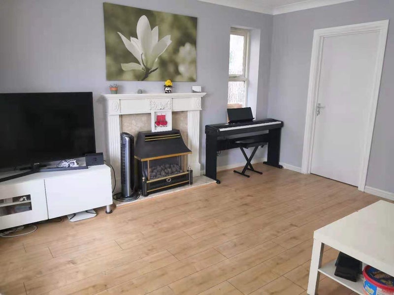 Room Squires Way in Coventry