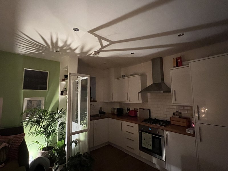 Room Fordwych Road in Greater London