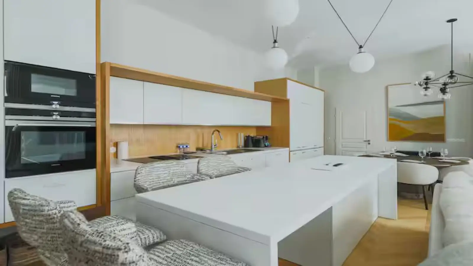 Appartement Rue Paul Valéry à Paris