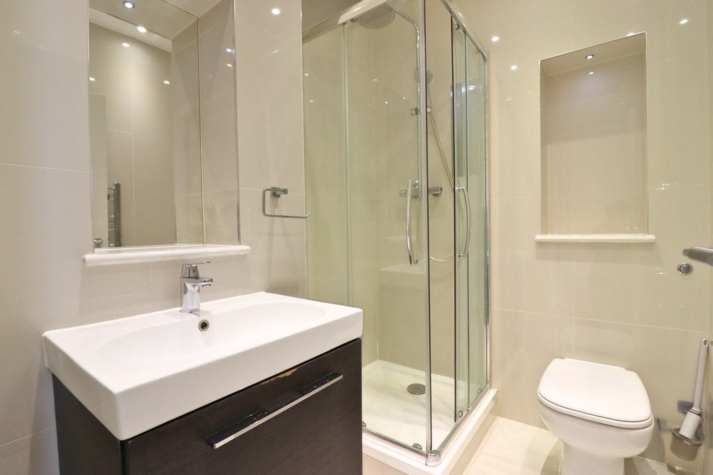 Flat Barnsbury Lane in London