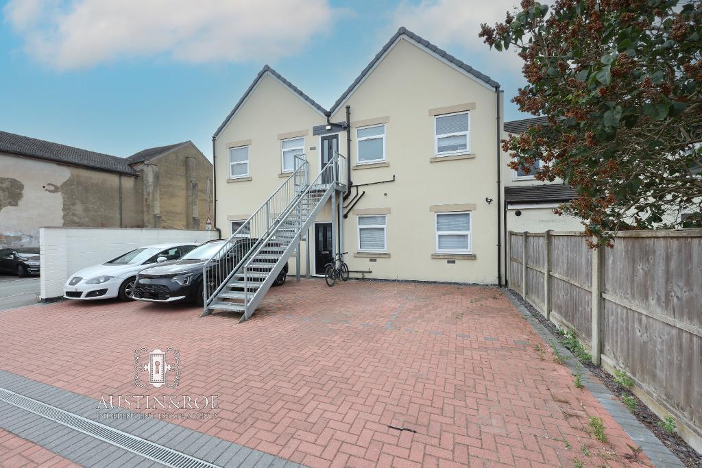 Flat Rowley Street in Stafford
