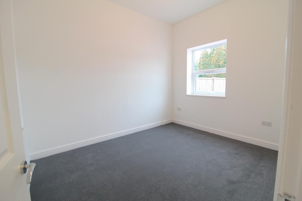 Flat Rowley Street in Stafford