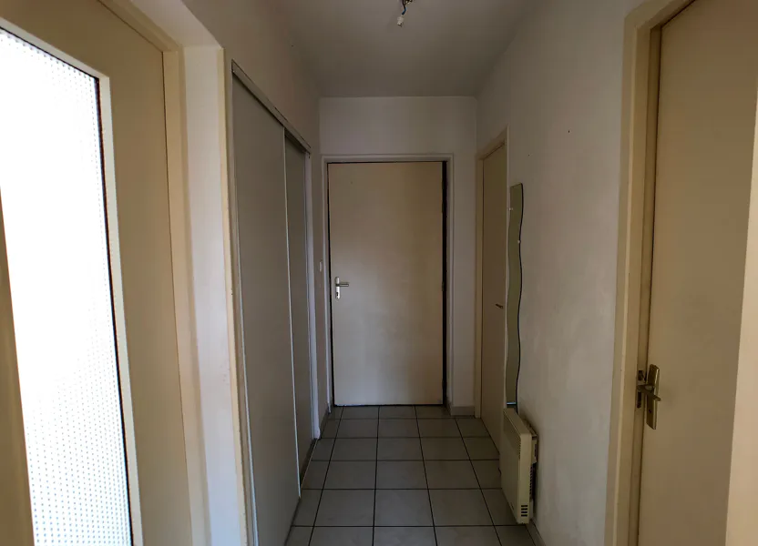 Flat Rue Justin Gruat in Florac Trois Rivières