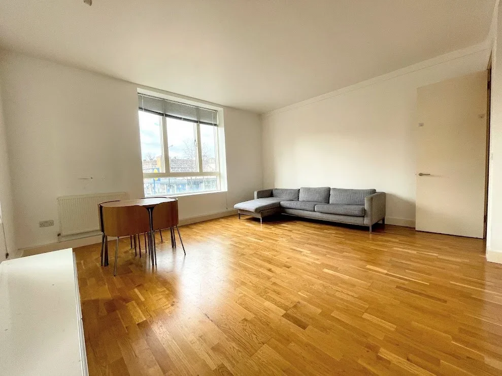 Flat Old Kent Road in Greater London