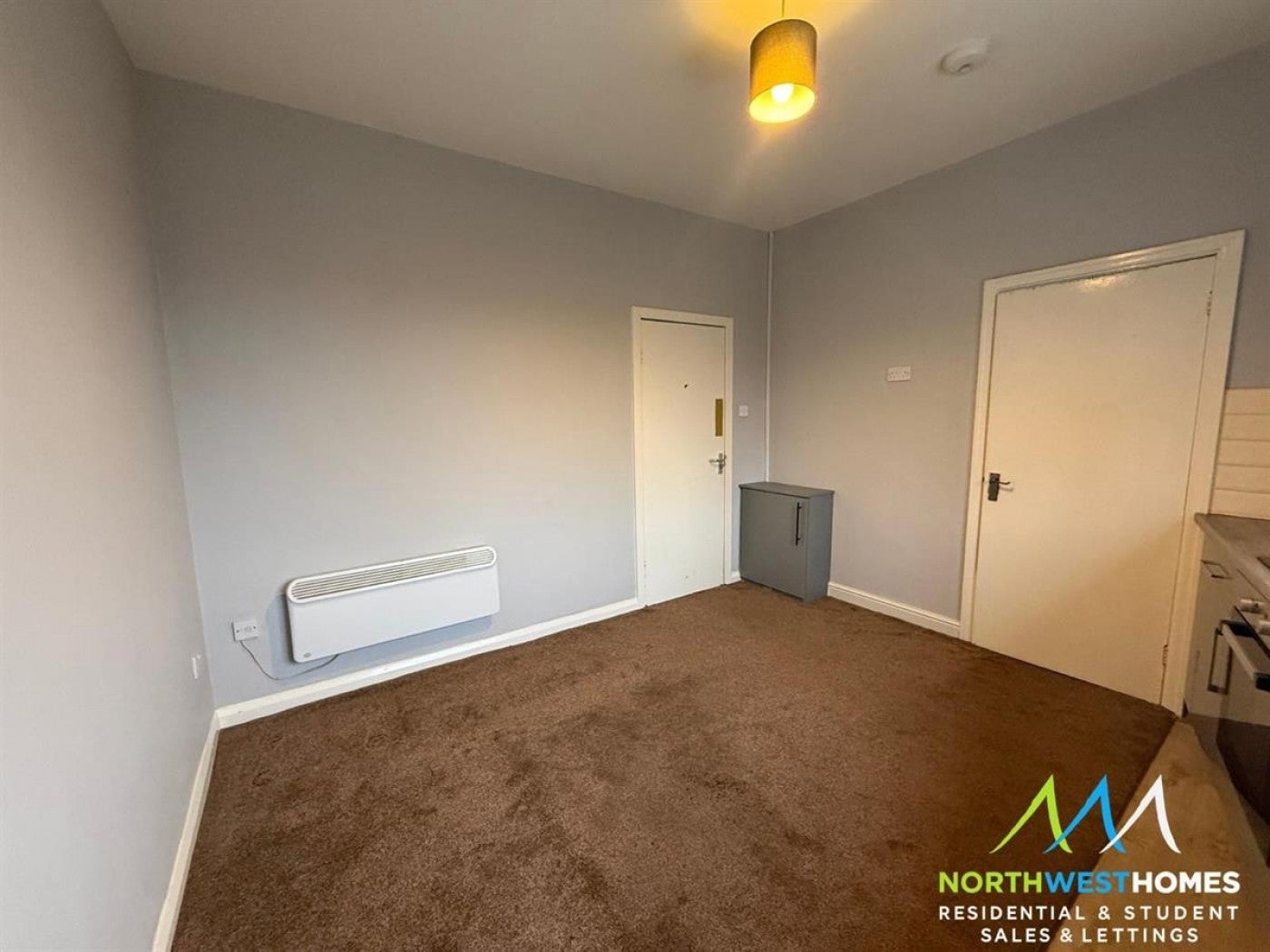 Flat Avenham Lane in Preston