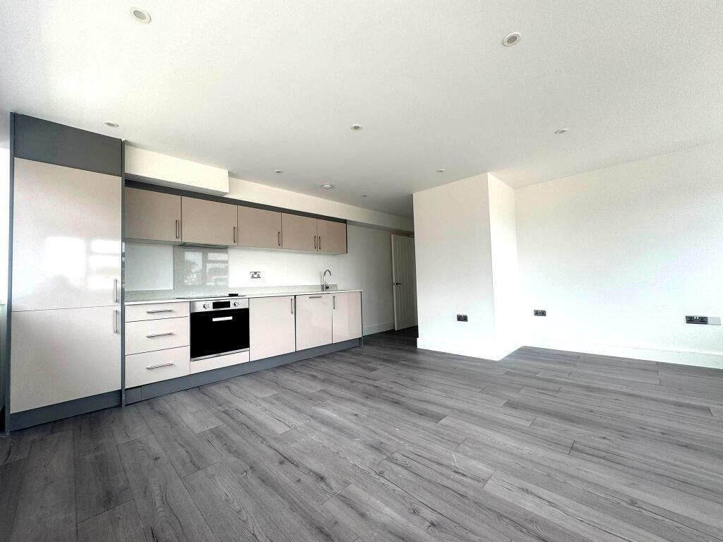 Flat London Road in Swanley