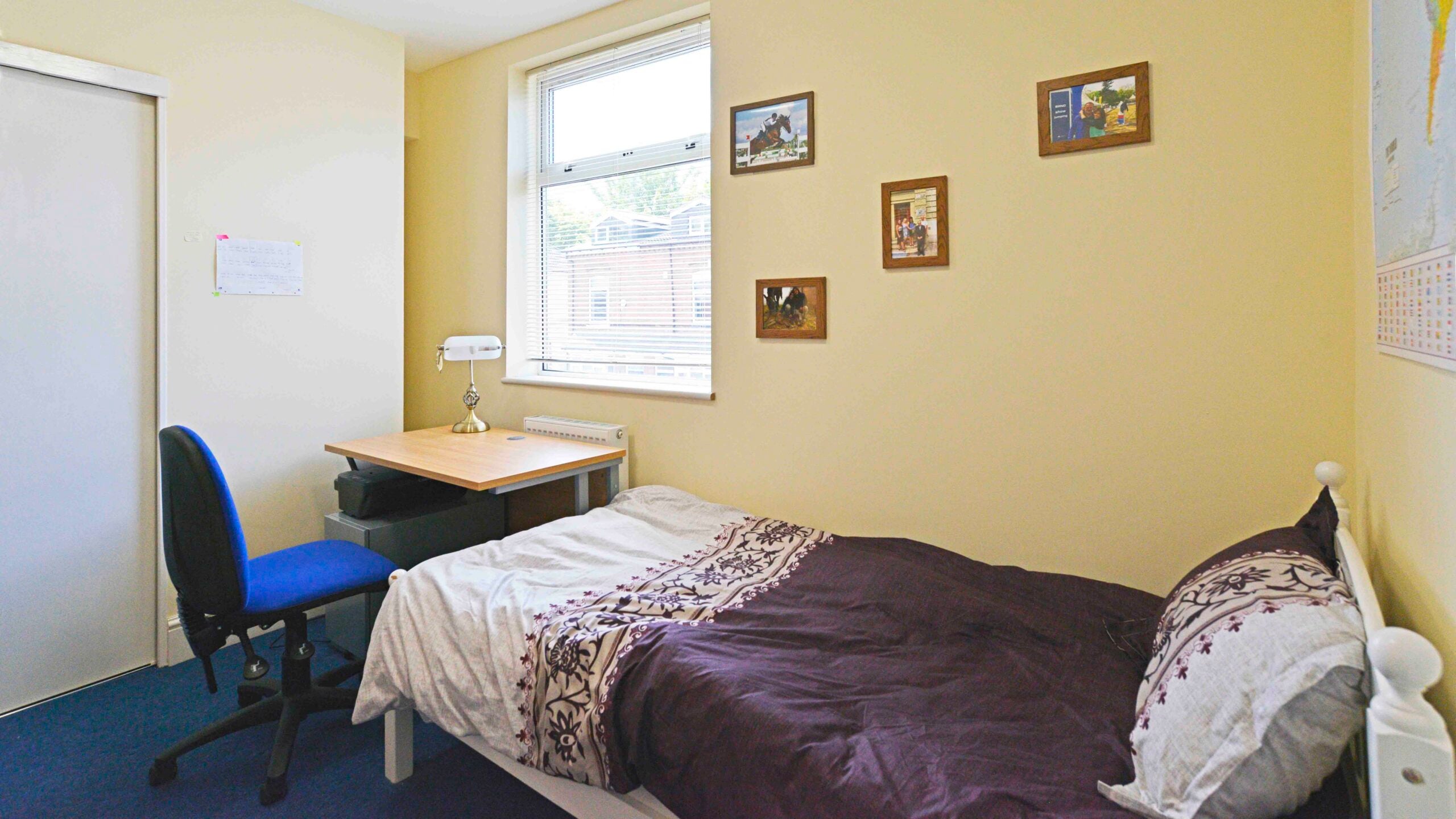 Room Hubert Road in Birmingham