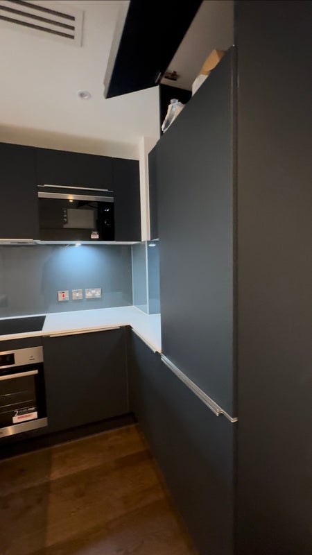 Room Trinity Way in Salford