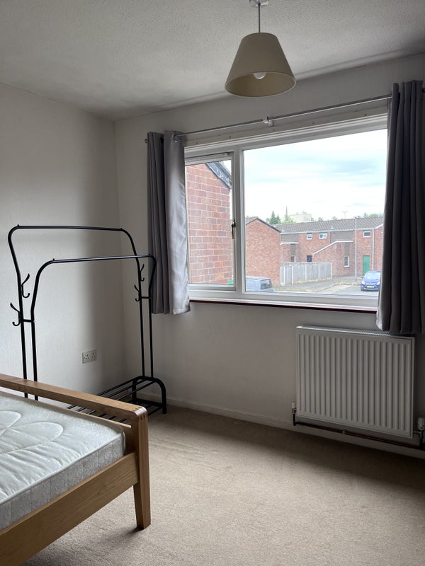 Room Cabul Close in Warrington