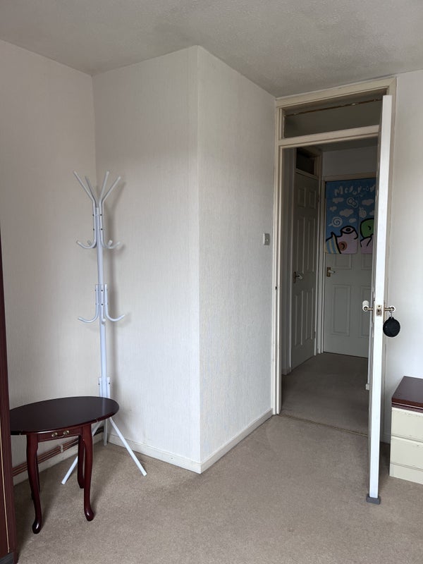 Room Cabul Close in Warrington