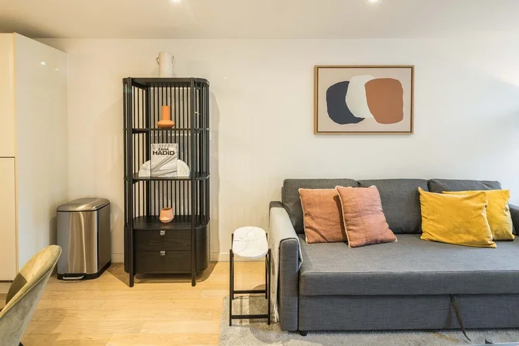 Flat Westland Place in Greater London