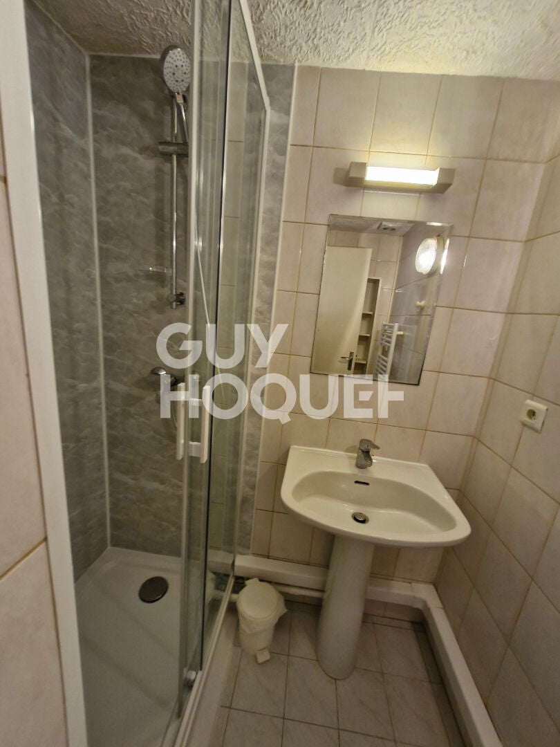 Flat Cours Journu Auber in Bordeaux