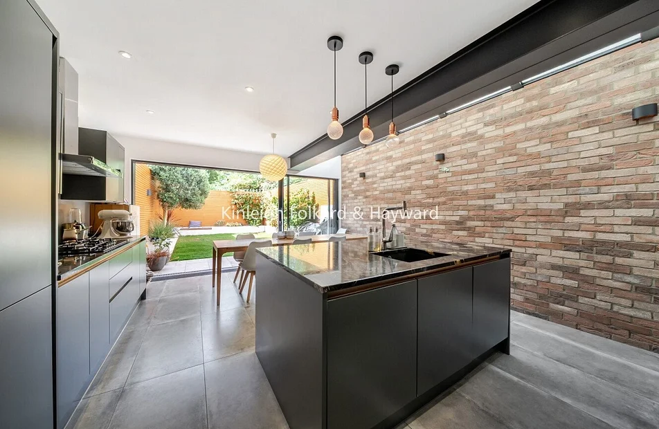 House Dassett Road in Greater London