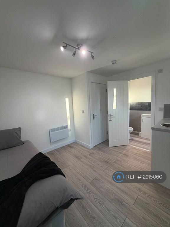 Room Woodside View in Castle Point