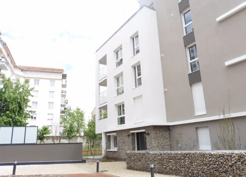 Appartement Route de Genas à Villeurbanne
