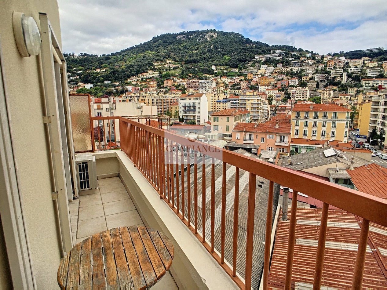 Flat Rue Monseigneur Alfred Daumas in Nice
