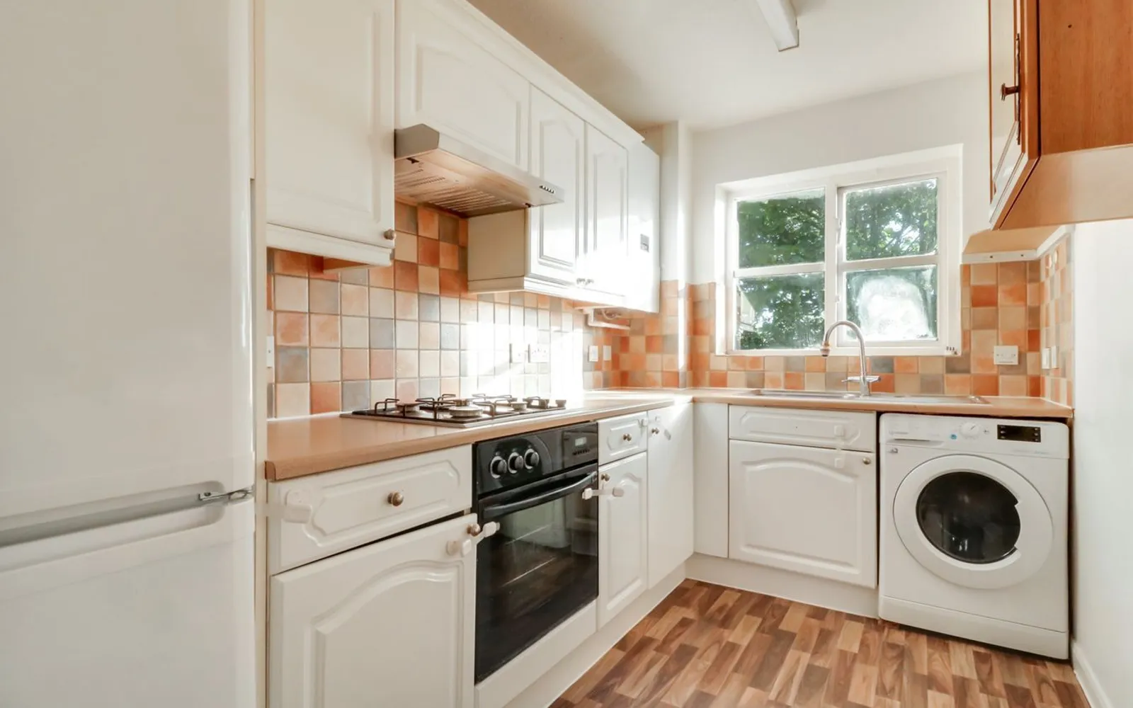 Flat Lime Close in Greater London