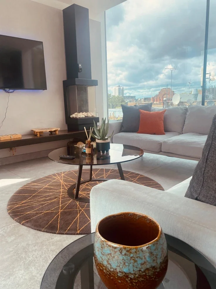 Flat Hoxton Square in Greater London