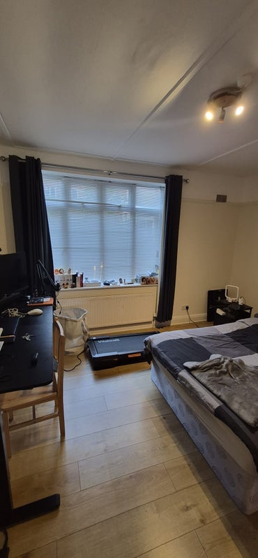 Room Risborough Close in Greater London