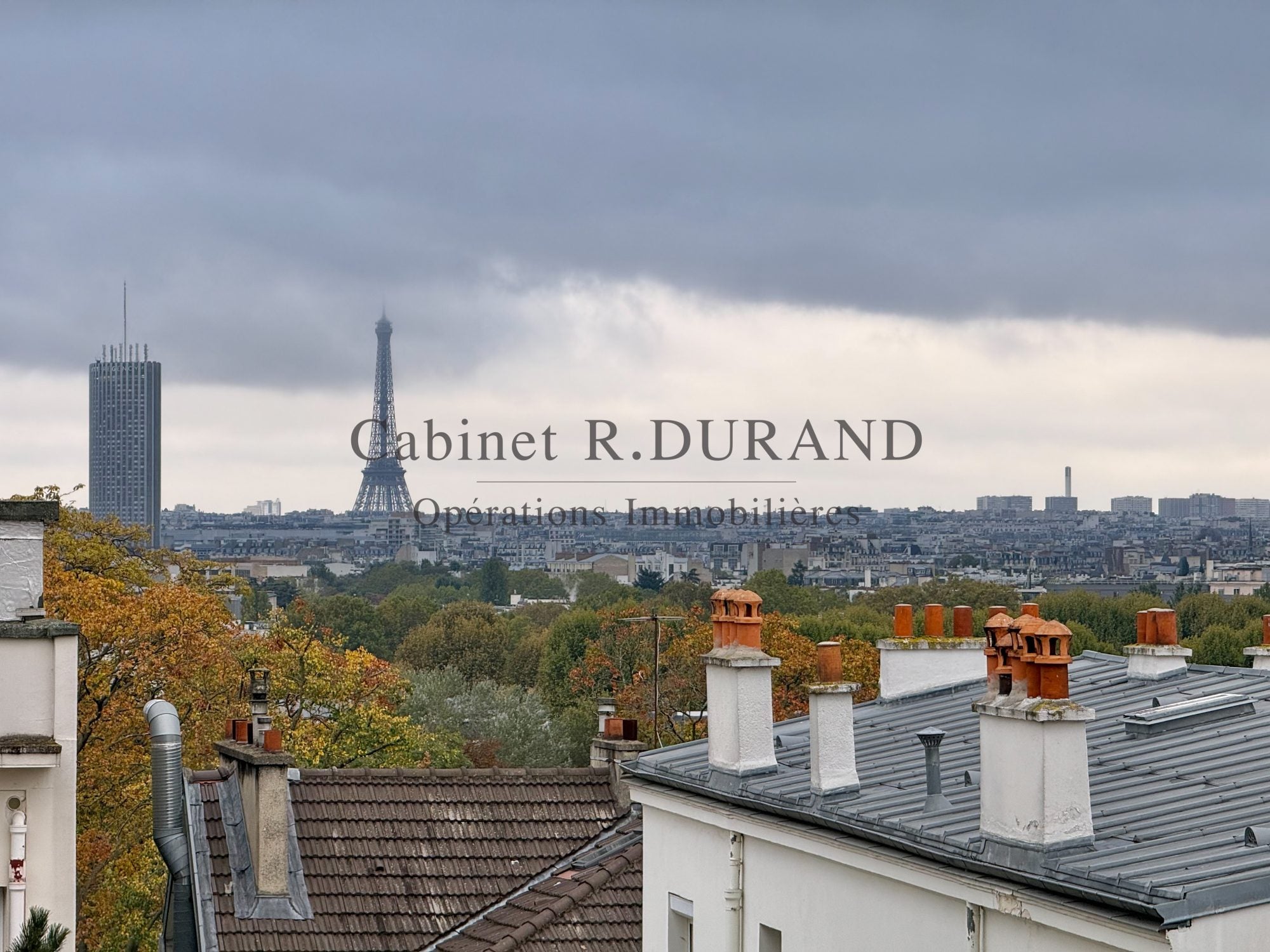 Flat Rue Edith Cavell in Courbevoie