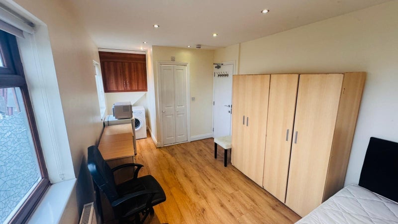 Room Preston Hill in Greater London
