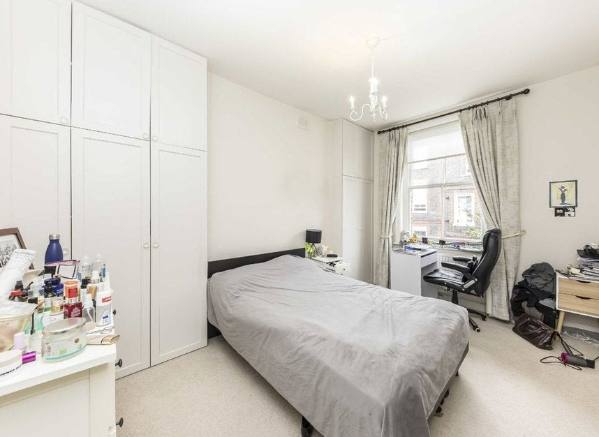 Flat Lamb's Conduit Street in Greater London