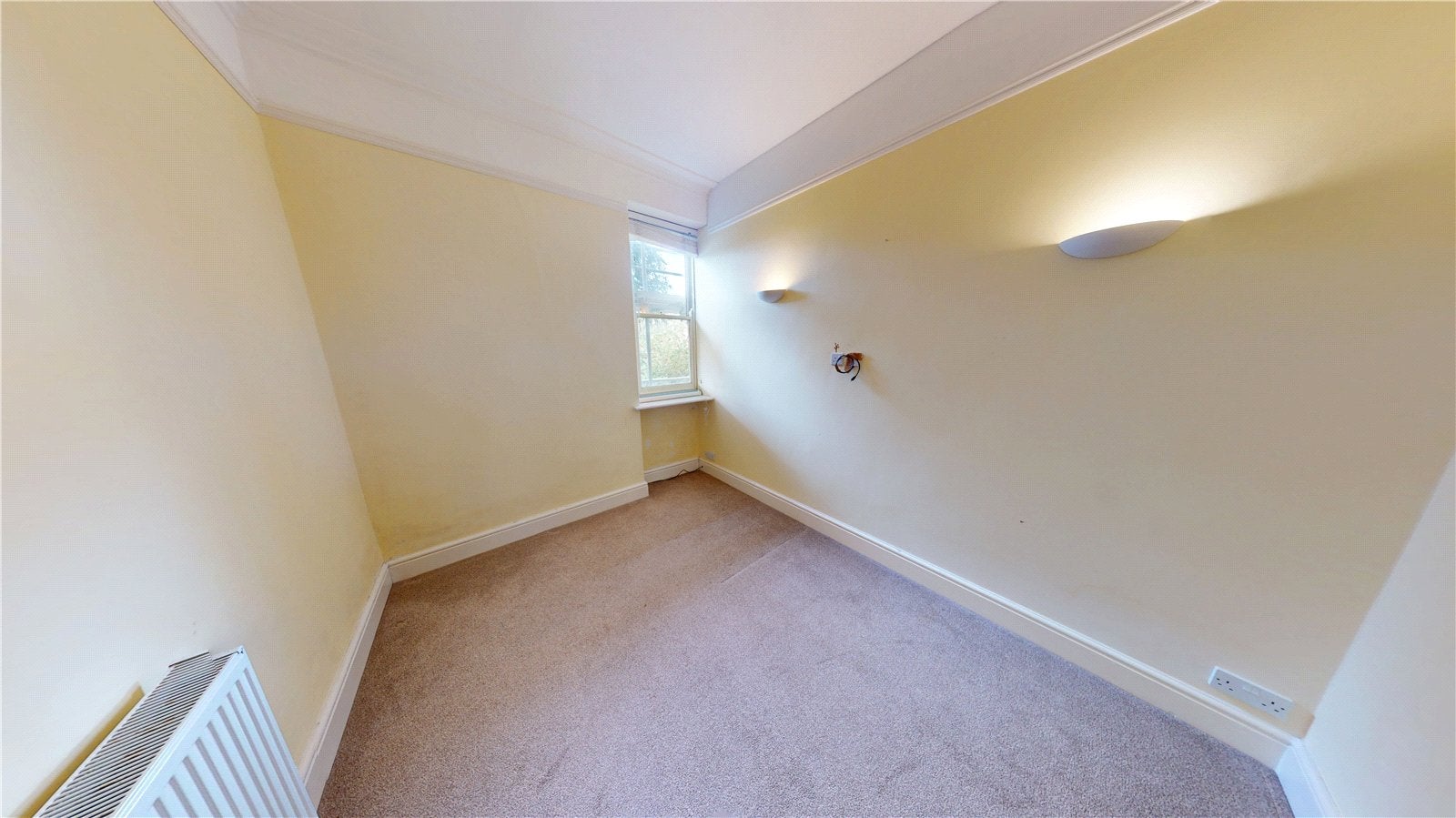 Flat Chandos Road in Bristol