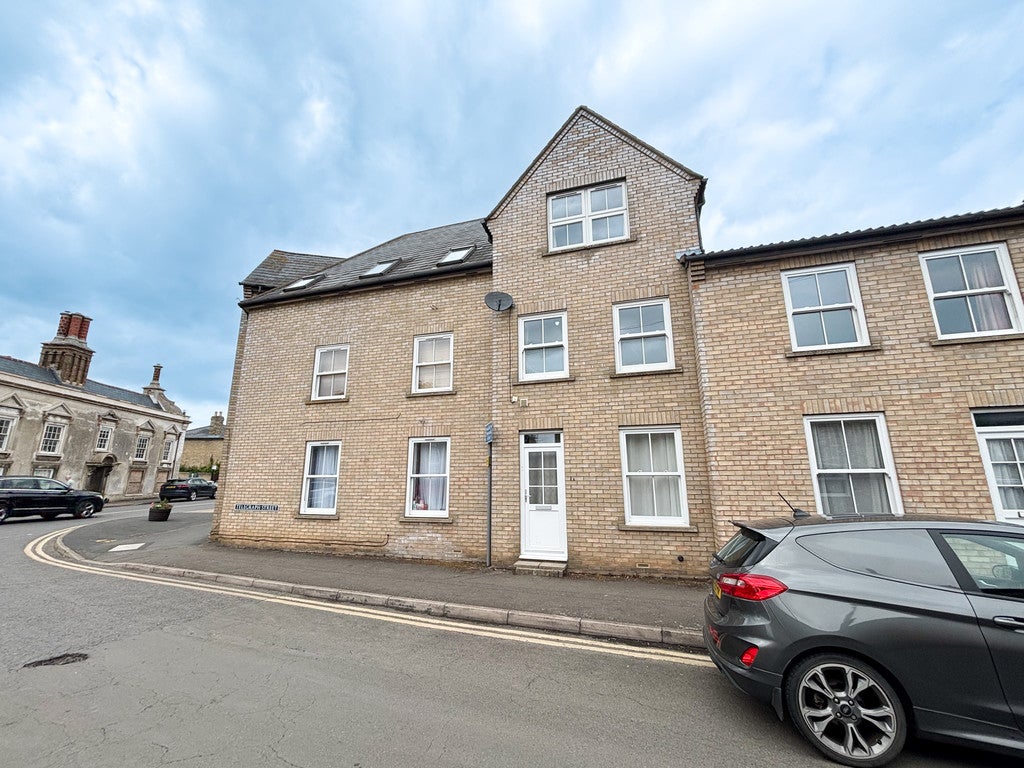 Flat Telegraph Street in South Cambridgeshire