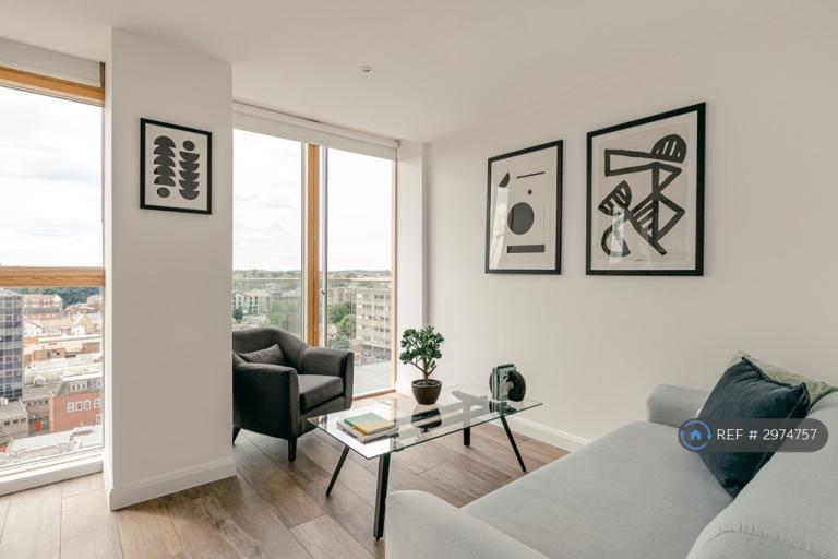 Flat Queen Street in Maidenhead