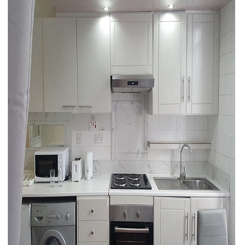 Flat Morrish Road in Greater London
